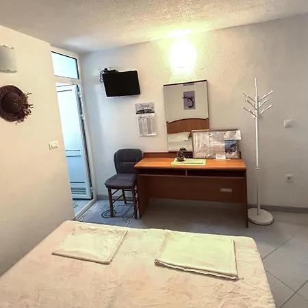 Gorgeous In With House Sea View Apartment Drvenik (Split-Dalmatia)