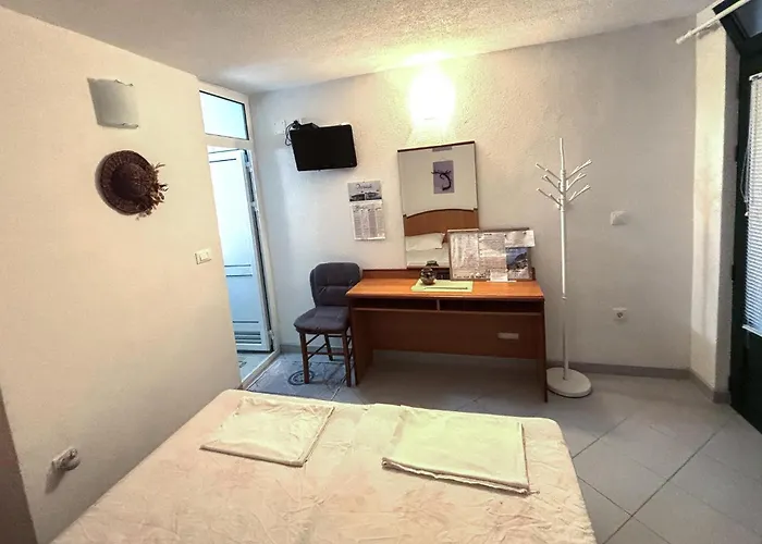 Gorgeous In With House Sea View Apartment Drvenik (Split-Dalmatia)